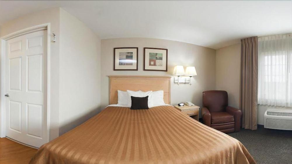 Candlewood Suites Milwaukee Brown Deer, An Ihg Hotel Dış mekan fotoğraf