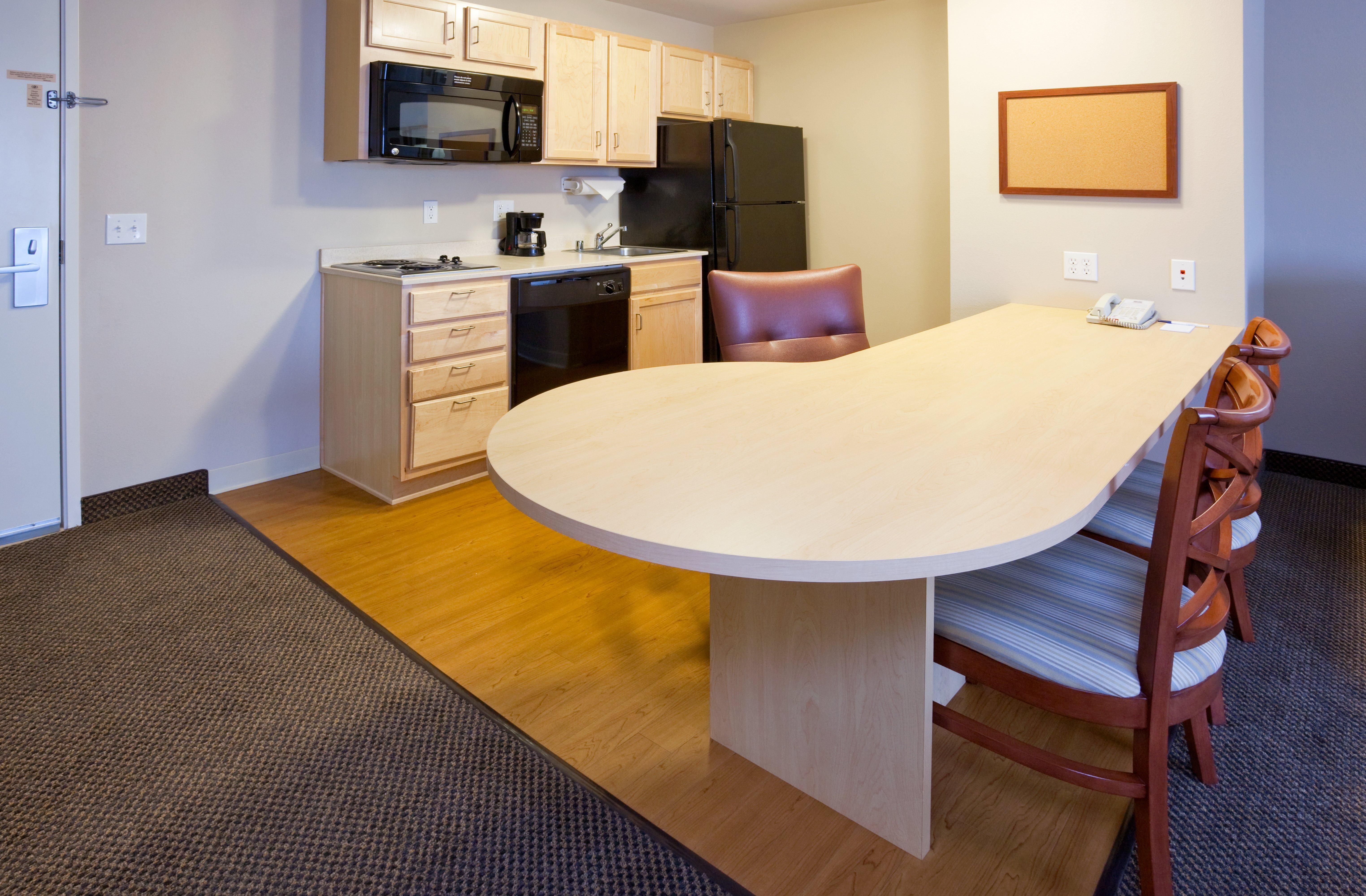 Candlewood Suites Milwaukee Brown Deer, An Ihg Hotel Dış mekan fotoğraf