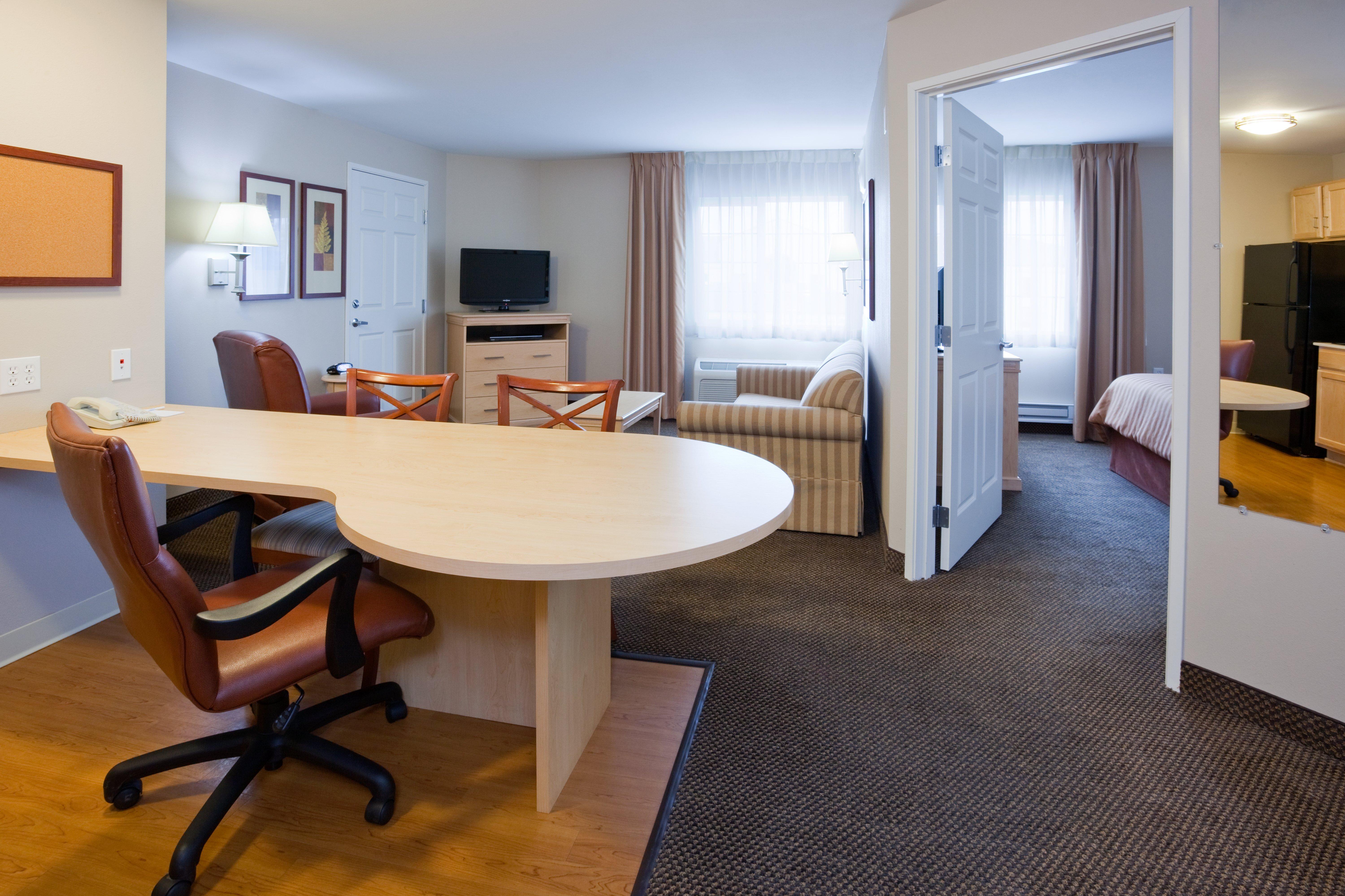 Candlewood Suites Milwaukee Brown Deer, An Ihg Hotel Dış mekan fotoğraf