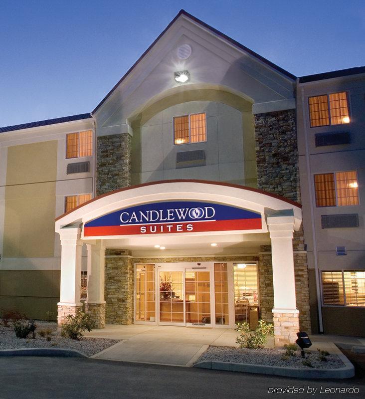Candlewood Suites Milwaukee Brown Deer, An Ihg Hotel Dış mekan fotoğraf