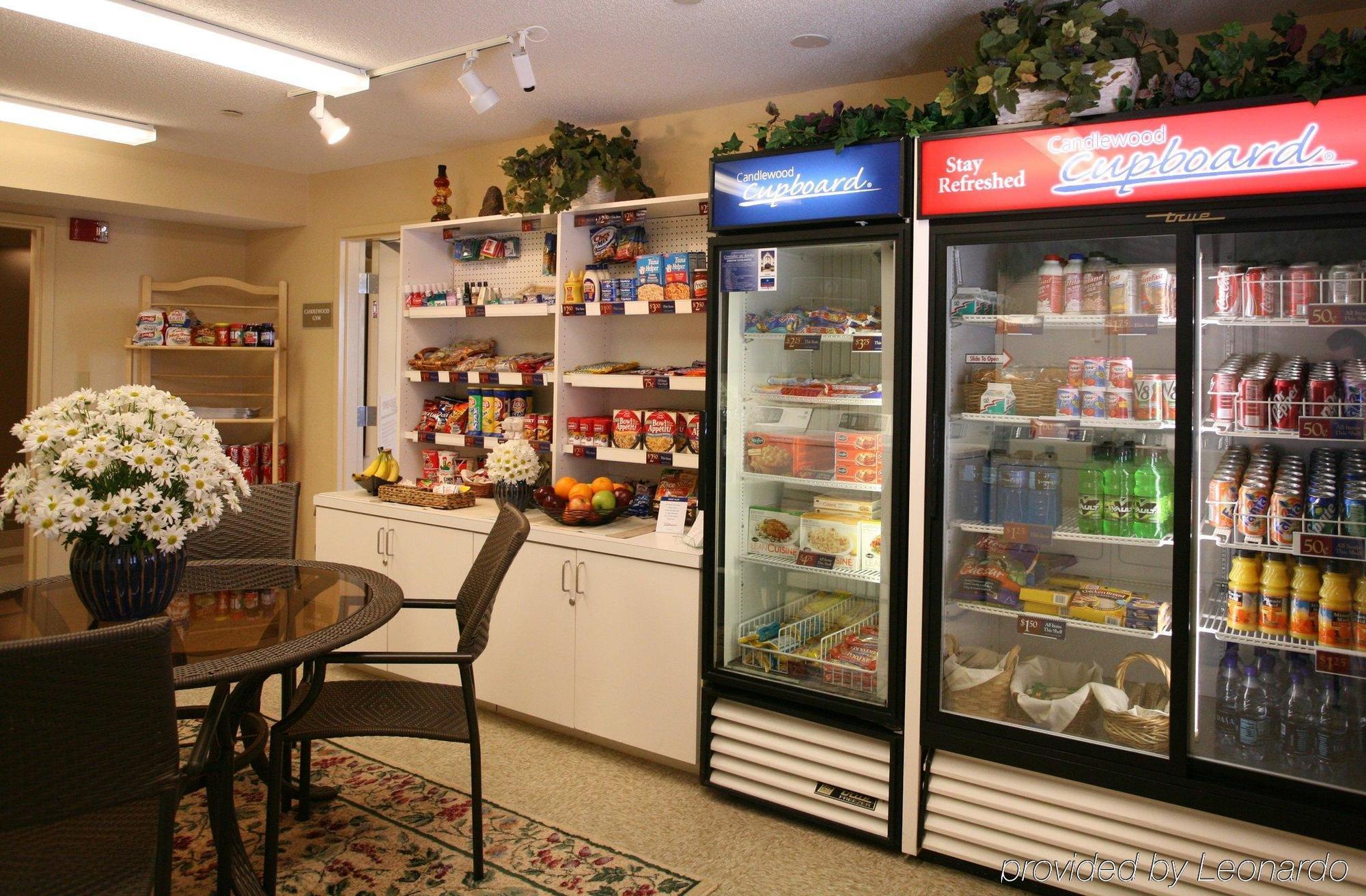 Candlewood Suites Milwaukee Brown Deer, An Ihg Hotel Restoran fotoğraf